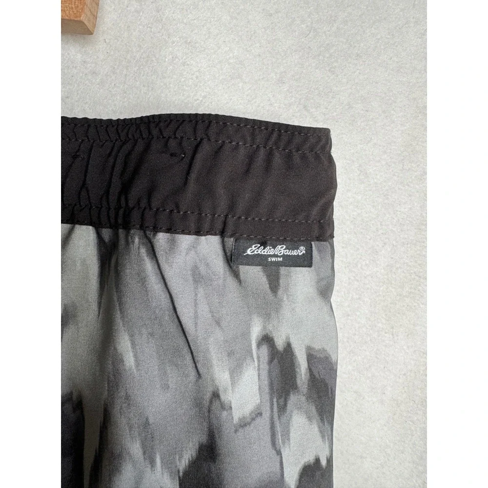 Eddie Bauer Gray Abstract Print Swim Trunks Mens XXL EMS3017 Zipper Pocket